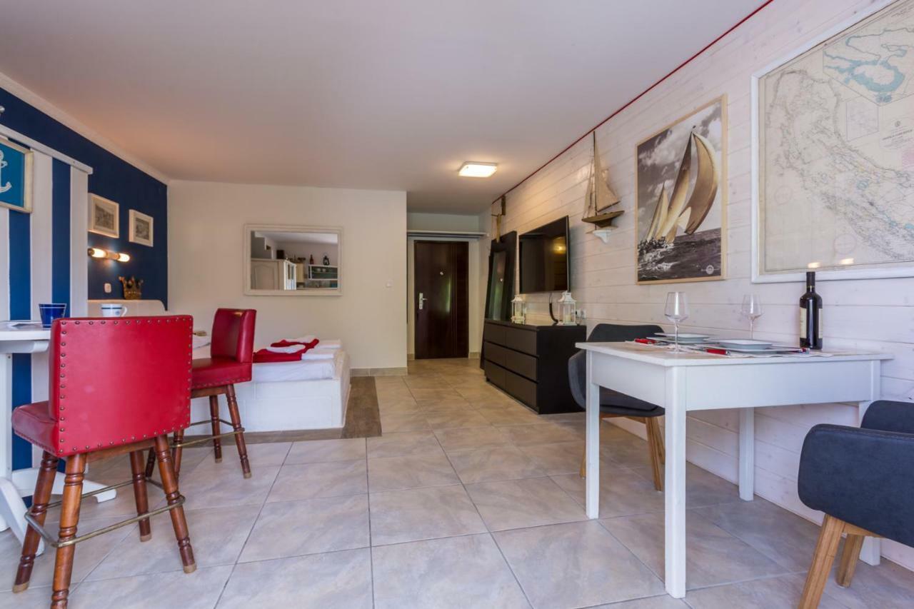 Apartments Villa Anna Baska  Exterior photo