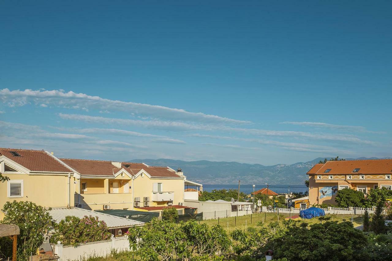 Apartments Villa Anna Baska  Exterior photo